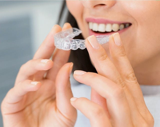 Braces vs. Invisalign-invisalign clear aligners