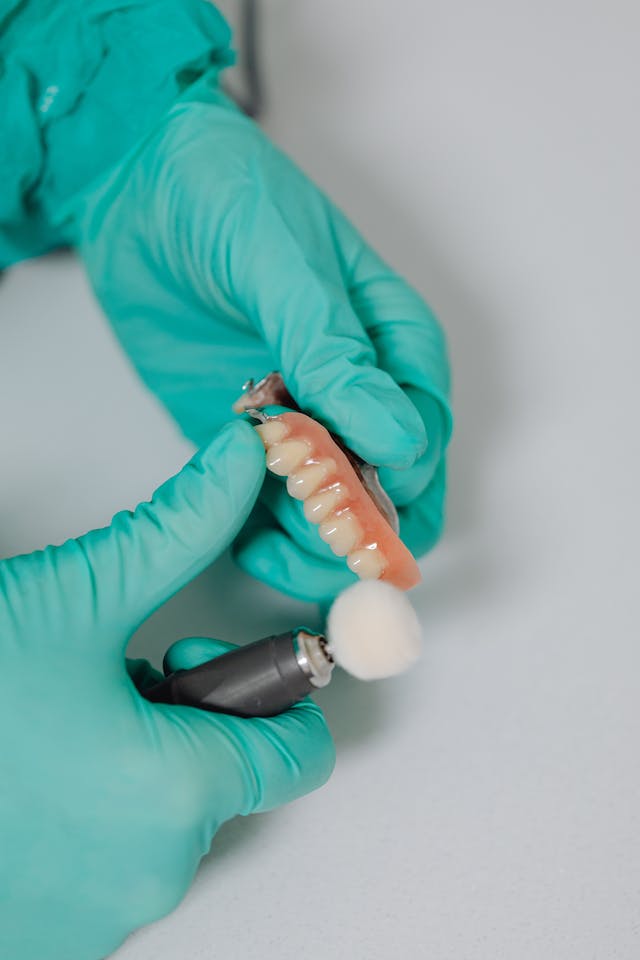 Dental Implants vs. Dentures-dentures