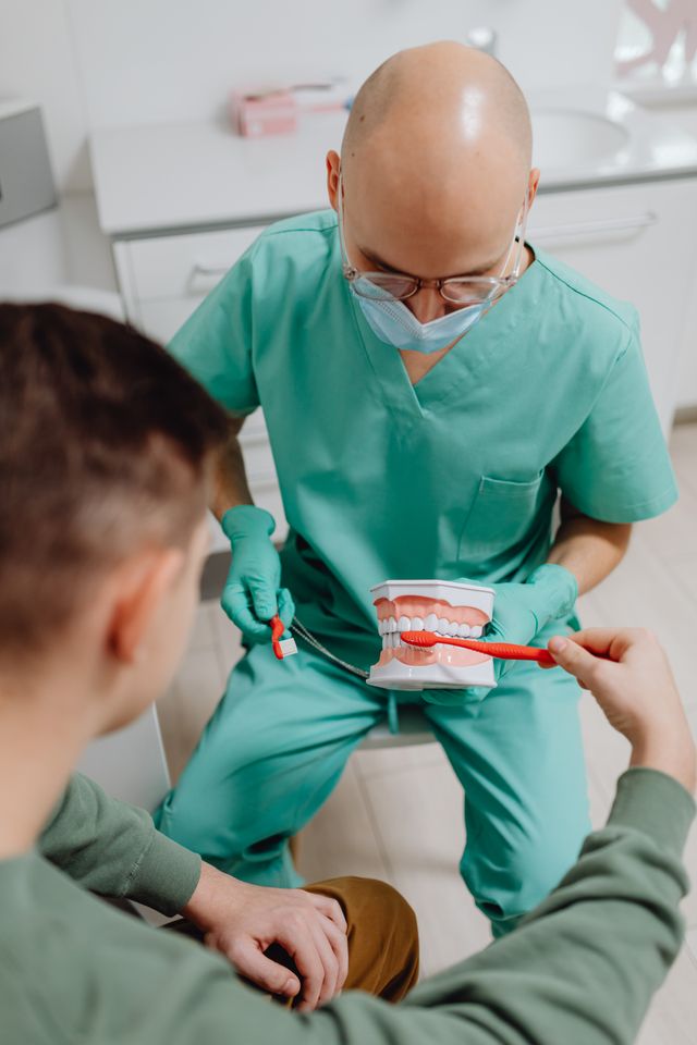 Gum Disease Treatment in Staten Island-Early Signs and Effective Solutions